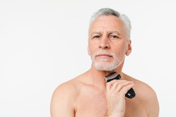 Quelles sont les caractéristiques d’une bonne tondeuse à barbe ?